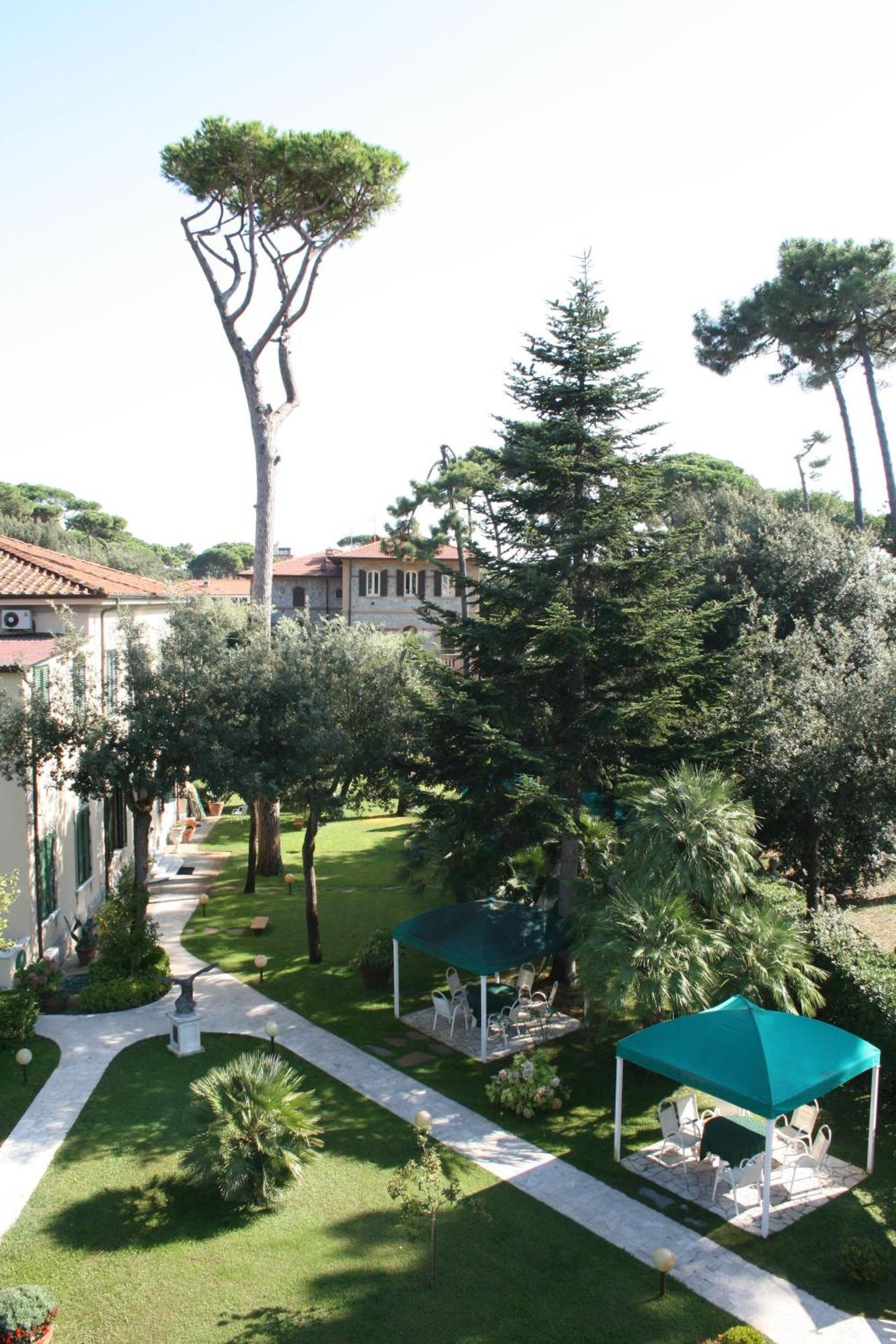 מרינה די פיאטרסנטה Hotel Verdemare מראה חיצוני תמונה