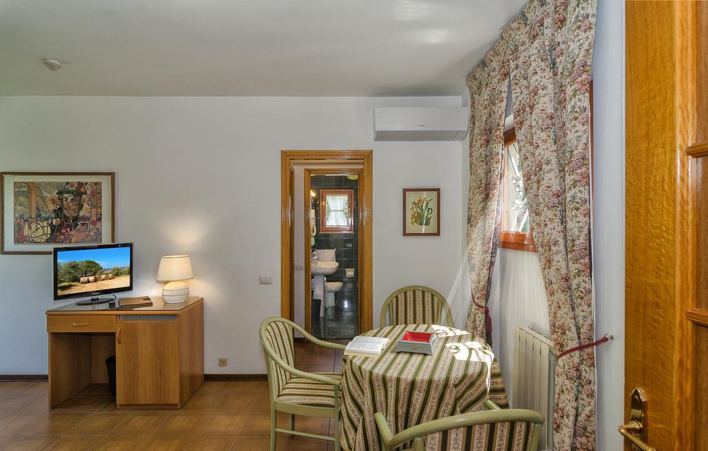 מרינה די פיאטרסנטה Hotel Verdemare מראה חיצוני תמונה