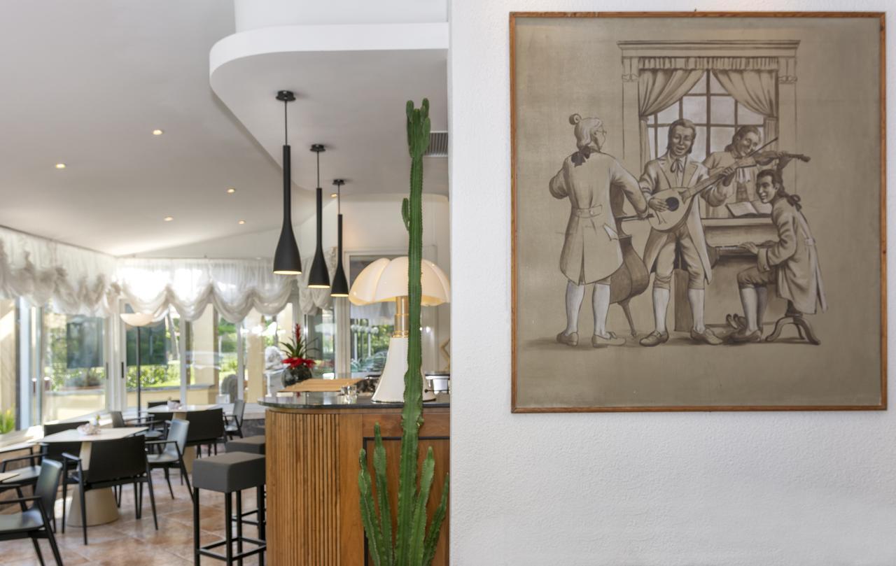 מרינה די פיאטרסנטה Hotel Verdemare מראה חיצוני תמונה